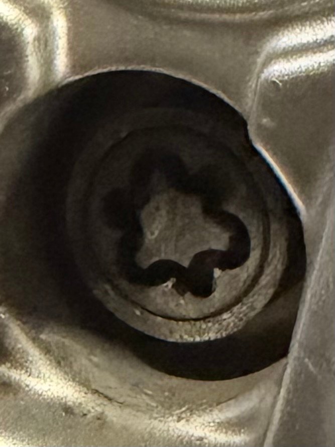 2015 Audi A 3 wheel locking nut key replacement