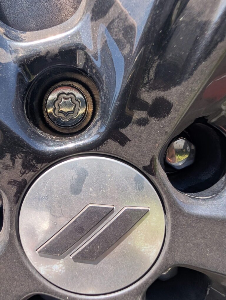 2023 Dodge Hornet GT wheel locking nut key replacement