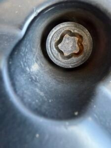 Abarth 595 wheel locking nut key replacement
