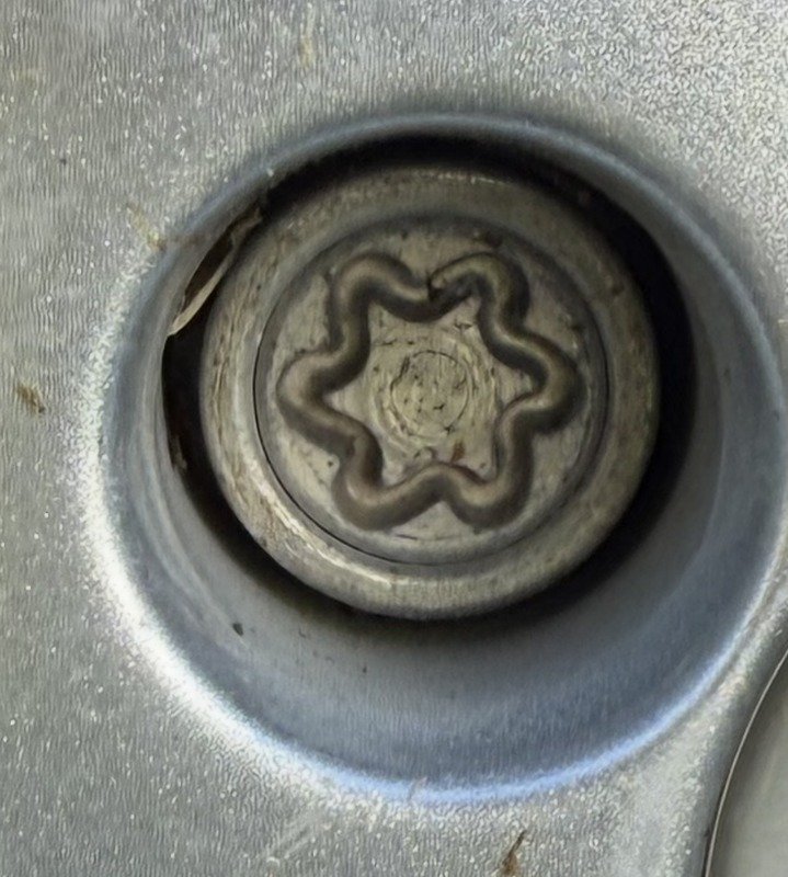 Abbey caravan Spectrum locking lug nut