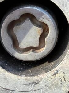 Acura Rsx wheel locking nut