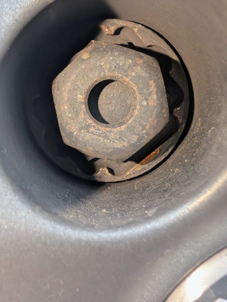 Alfa Romeo Giulia wheel locking nut key replacement