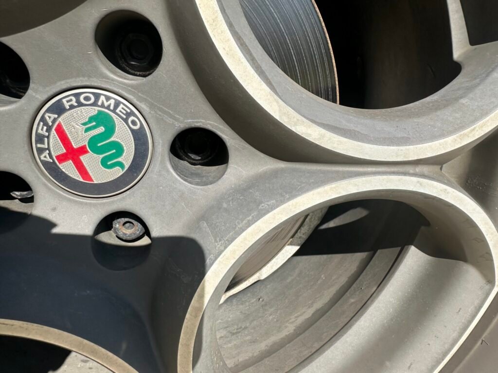 Alfa Romeo Stelvio Q4 wheel locking nut key replacement