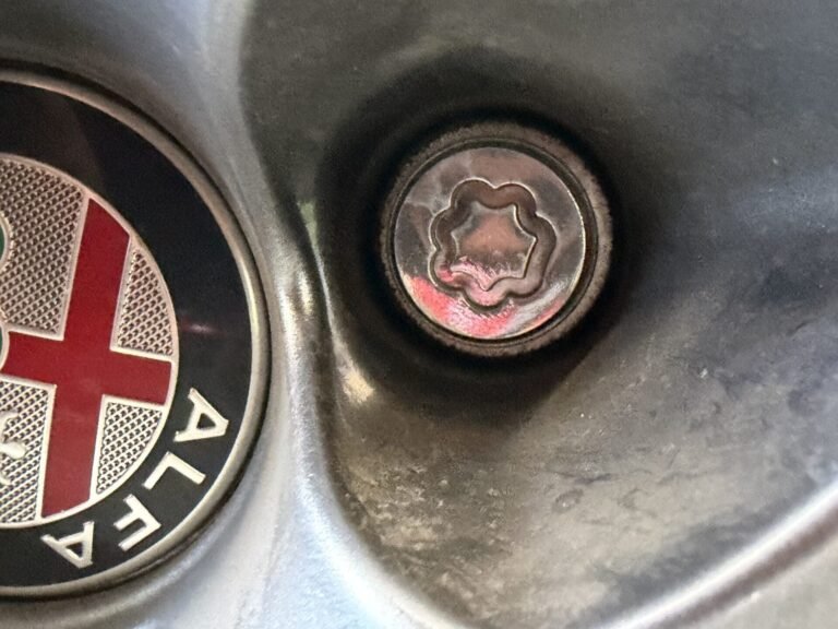 Alfa Romeo Tonale wheel locking nut key replacement