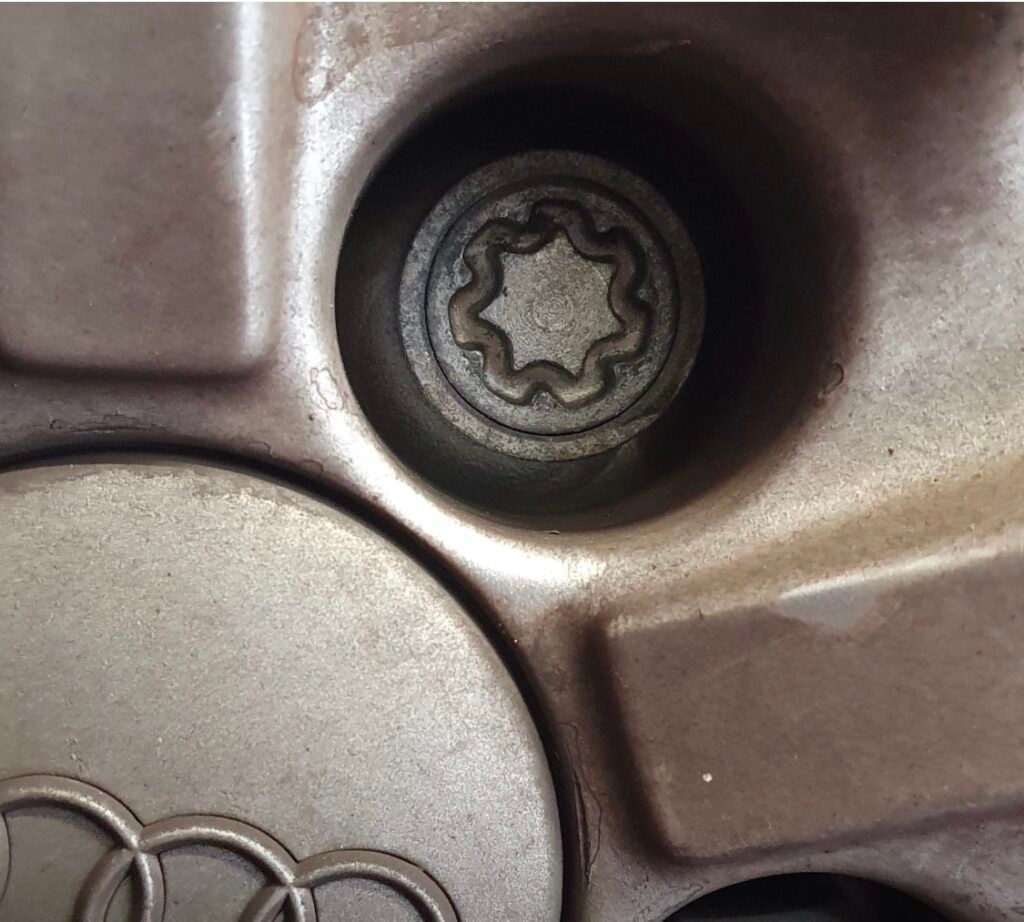Audi A1 wheel locking nut key replacement