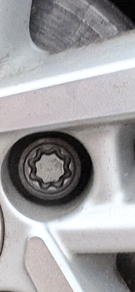 Audi A1 wheel locking nut key replacement