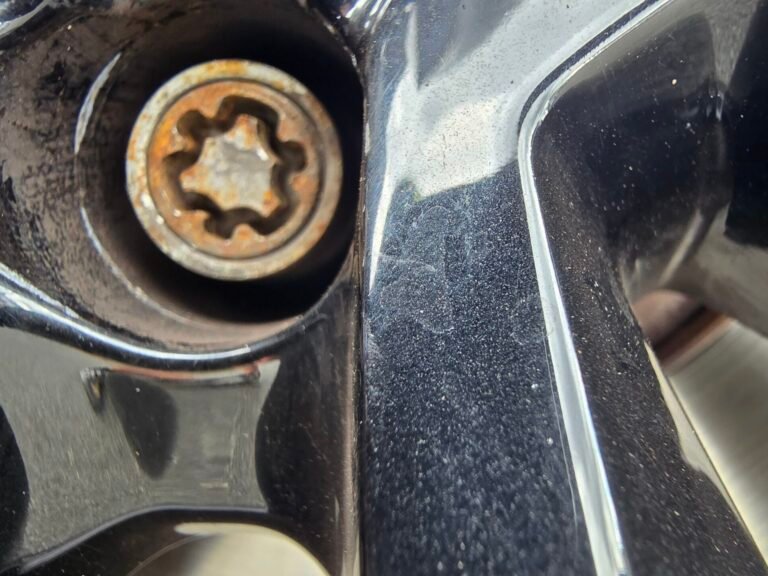 Audi SQ5 wheel locking nut key replacement