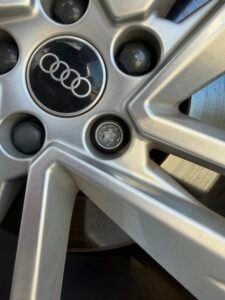 Audi Q7 wheel locking key