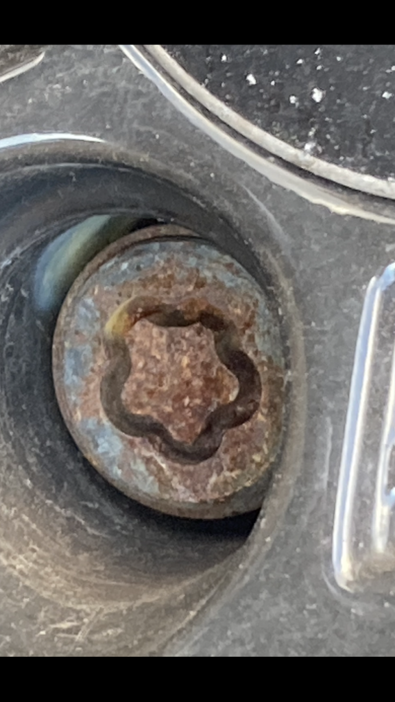 BM4 420D wheel locking nut key replacement