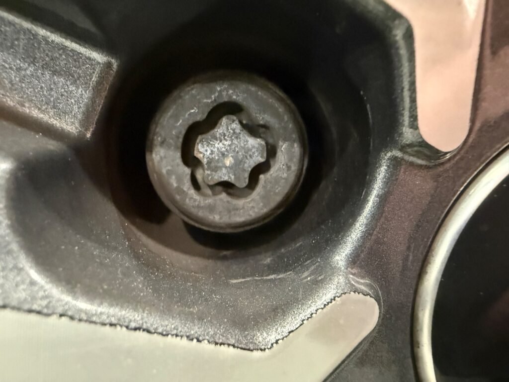 Bmw 1 series wheel locking nut key replacement