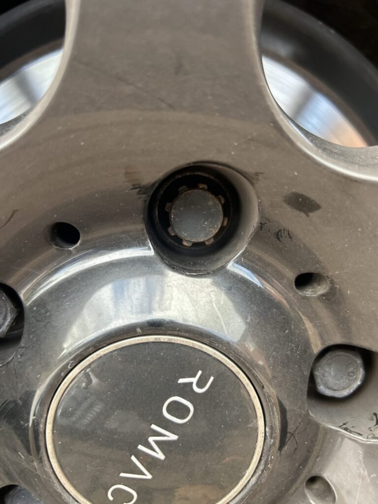 BMW 116D wheel locking nut key replacement