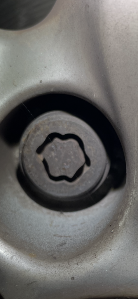 BMW 118 diesel 2013 wheel locking nut key replacement
