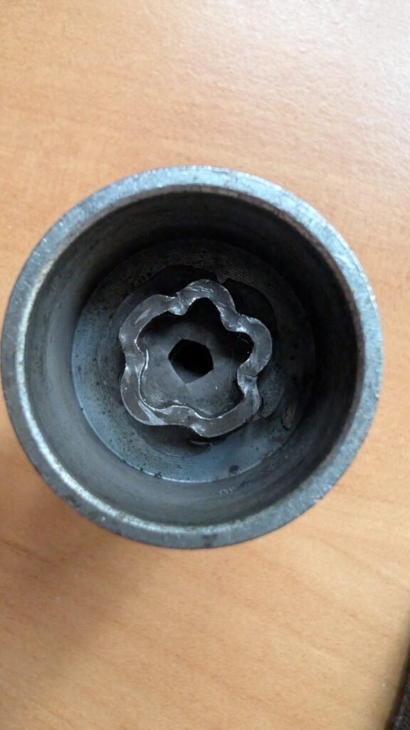 BMW 2015 320D xDrive wheel locking nut key replacement