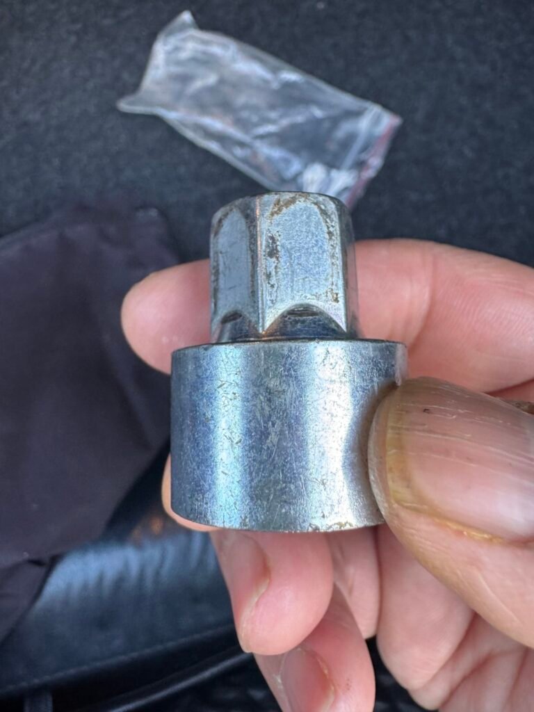 BMW 220d F22 series wheel locking nut key replacement
