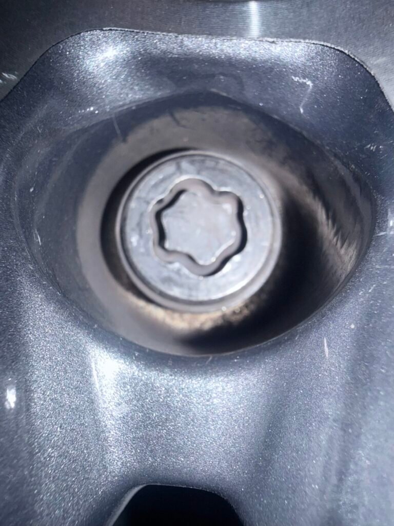 BMW 230i wheel locking nut key replacement