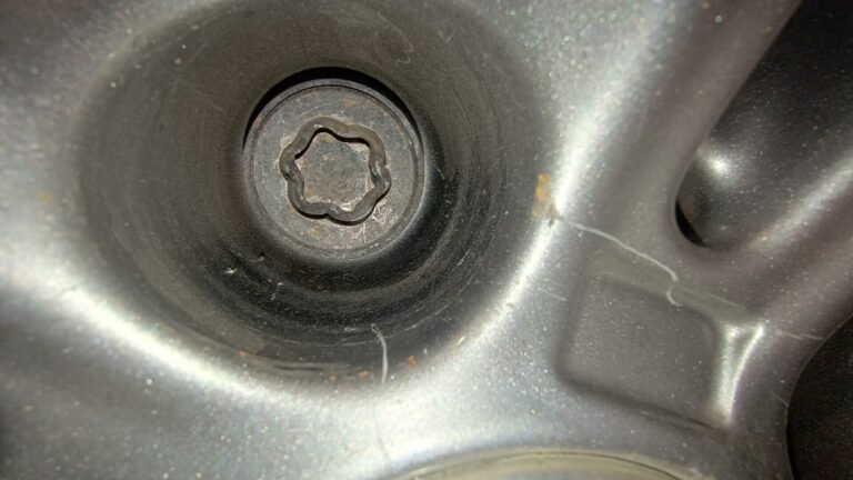 BMW 3 Series wheel locking nut key replacement