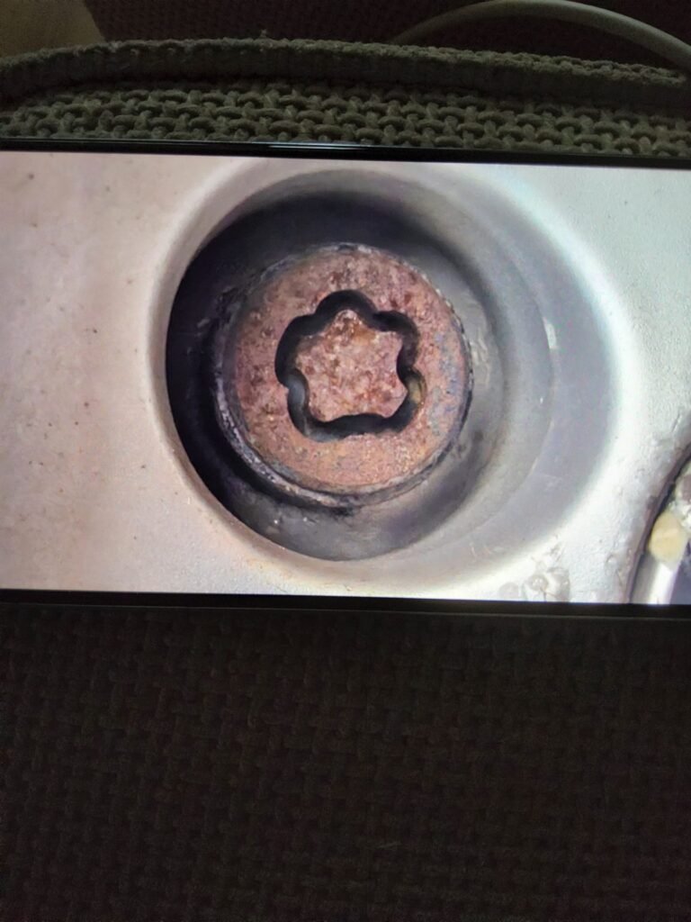 Bmw 5 series wheel locking nut key replacement