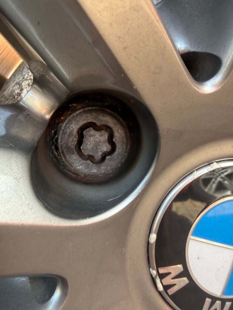 BMW 520d wheel locking nut key replacement