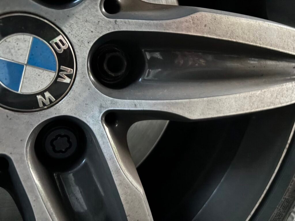 BMW Active Tourer wheel locking nut key replacement