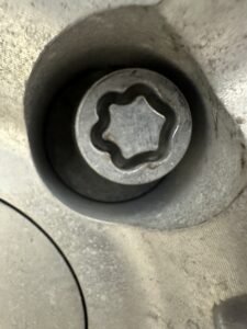BMW E61 520 wheel locking nut key replacement