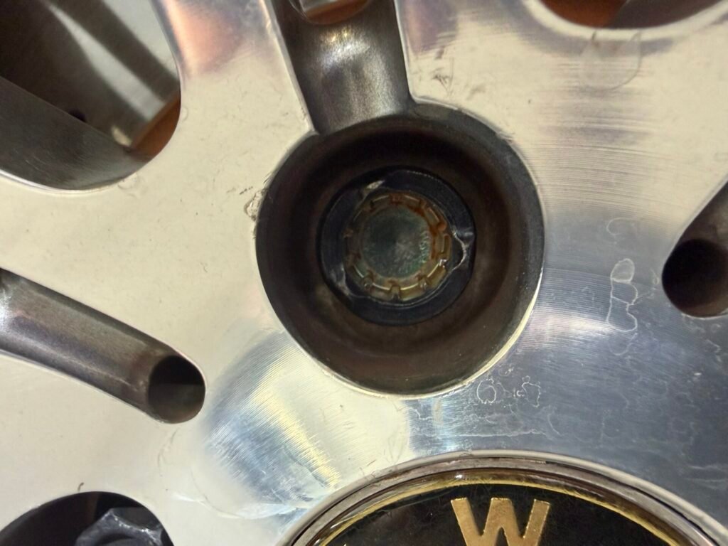 BMW M3 conv wheel locking nut key replacement