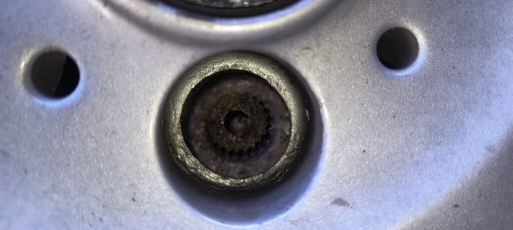 Bmw Mini cooper r52 wheel locking nut key replacement