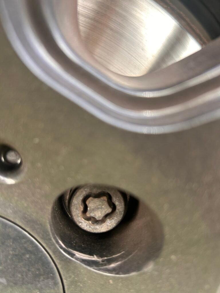 BMW X6 wheel locking nut key replacement