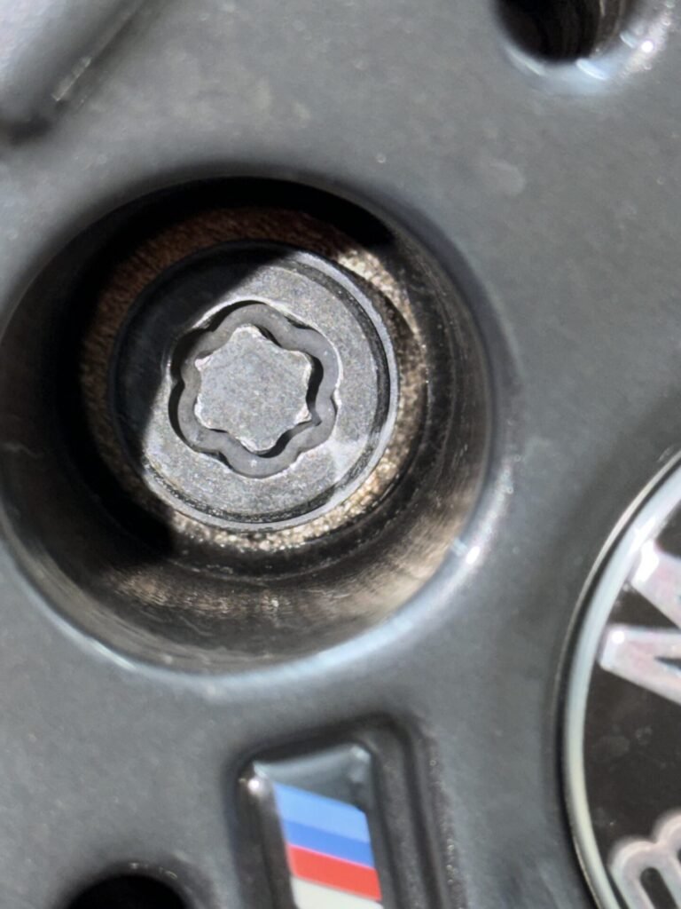 Bmw X6 wheel locking nut key replacement