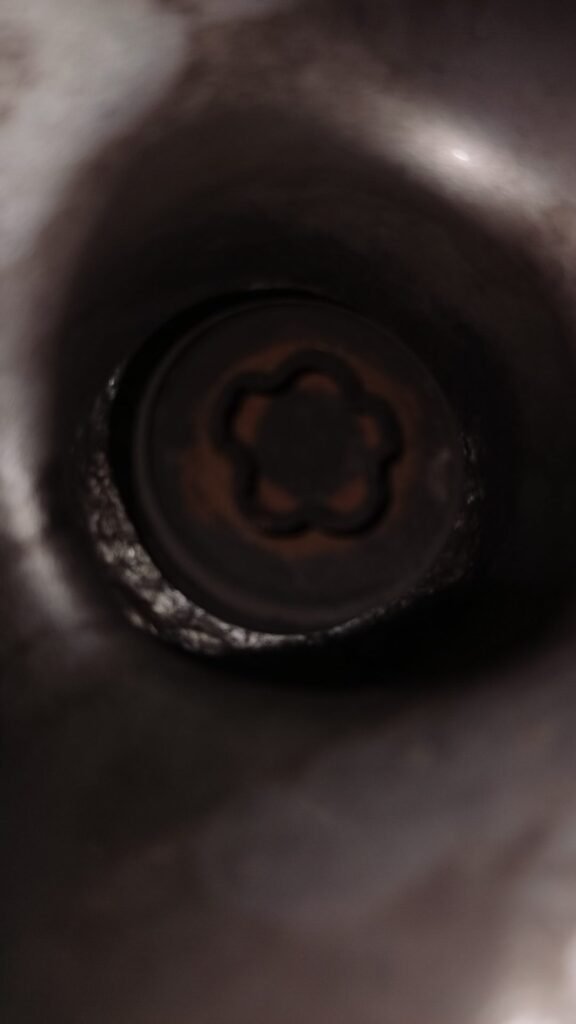 Bmw 2 series tourer lug nut key