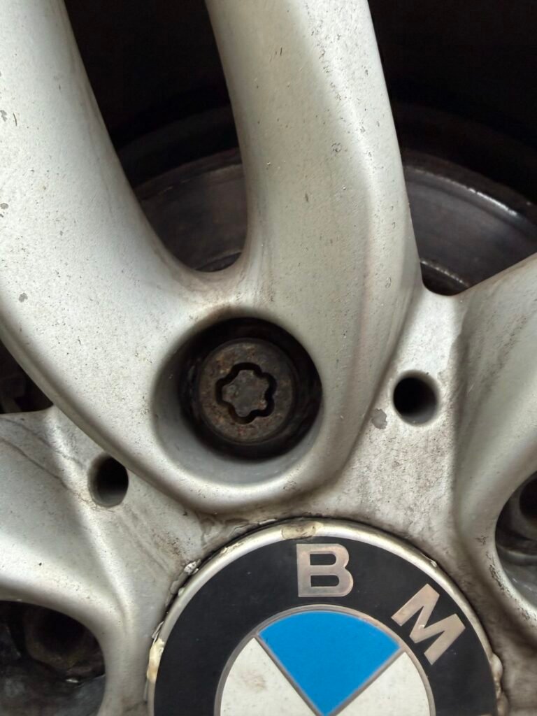 Bmw 218d wheel nut key replacement