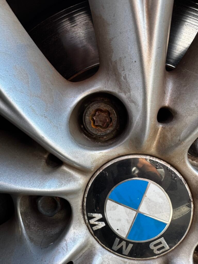 bmw 335i wheel nut key replacement