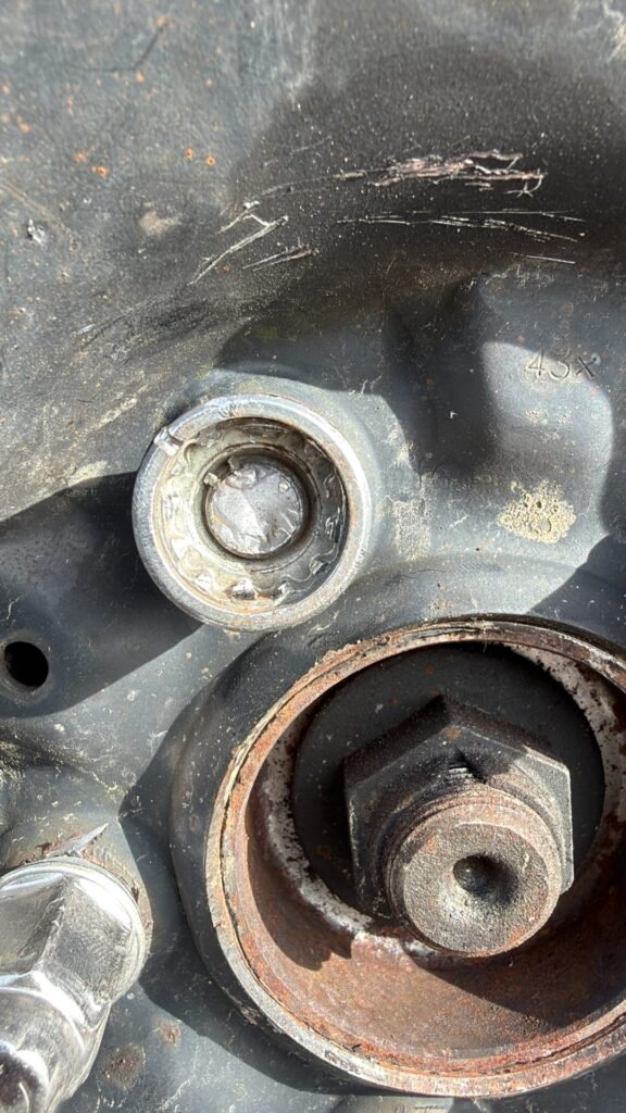 Chevrolet Orlando wheel locking nut key replacement