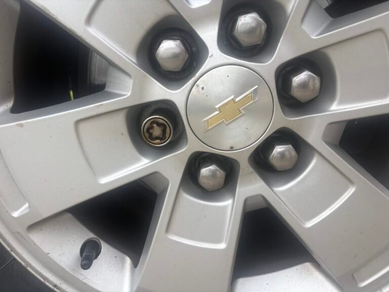 Chevy Colorado wheel locking nut key replacement