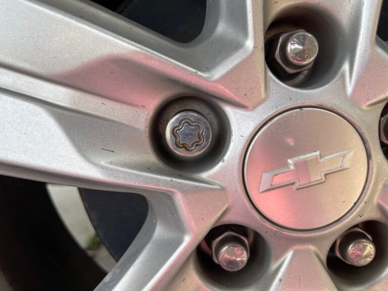 Chevy Trax wheel locking nut key replacement