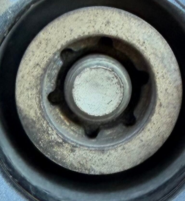 Chrysler Pacifia wheel locking nut key replacement