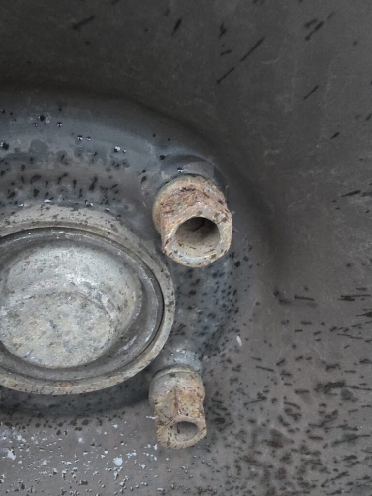 Citroën Berlingo wheel locking nut key replacement