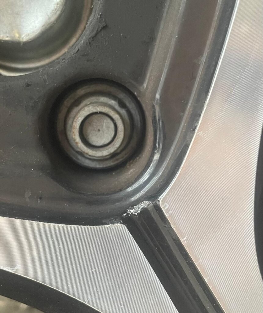 Citroen C3 aircross wheel locking nut key replacement