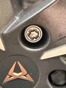 Cupra Formentor locking wheel nut key