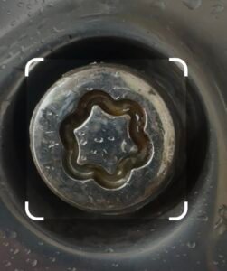 Dodge Durango wheel locking nut key replacement