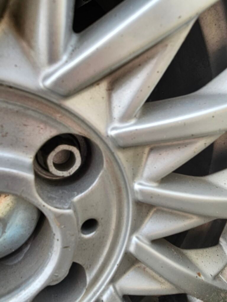 Fiat 500 wheel locking nut key replacement