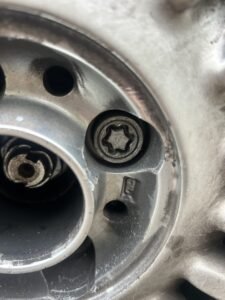 Fiat 500 wheel locking nut key replacement