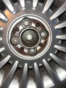 Fiat 500 wheel locking key