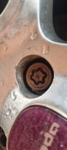 Fiat Panda wheel locking key