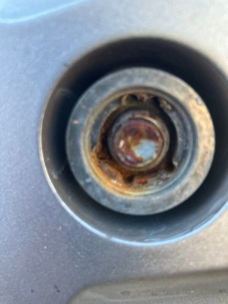 Ford 250 transit van wheel locking nut key replacement