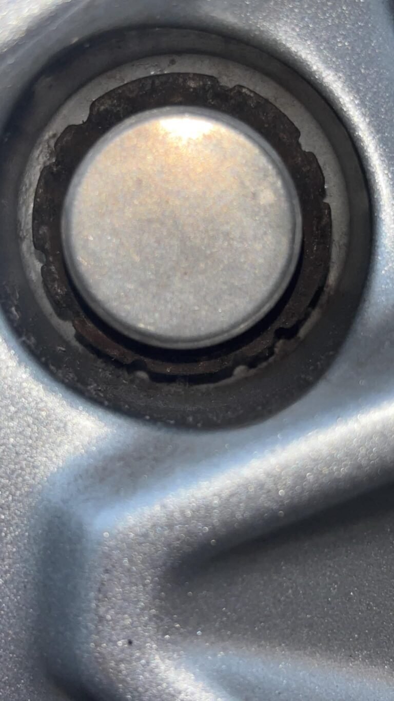 Ford C-Max wheel locking nut key replacement