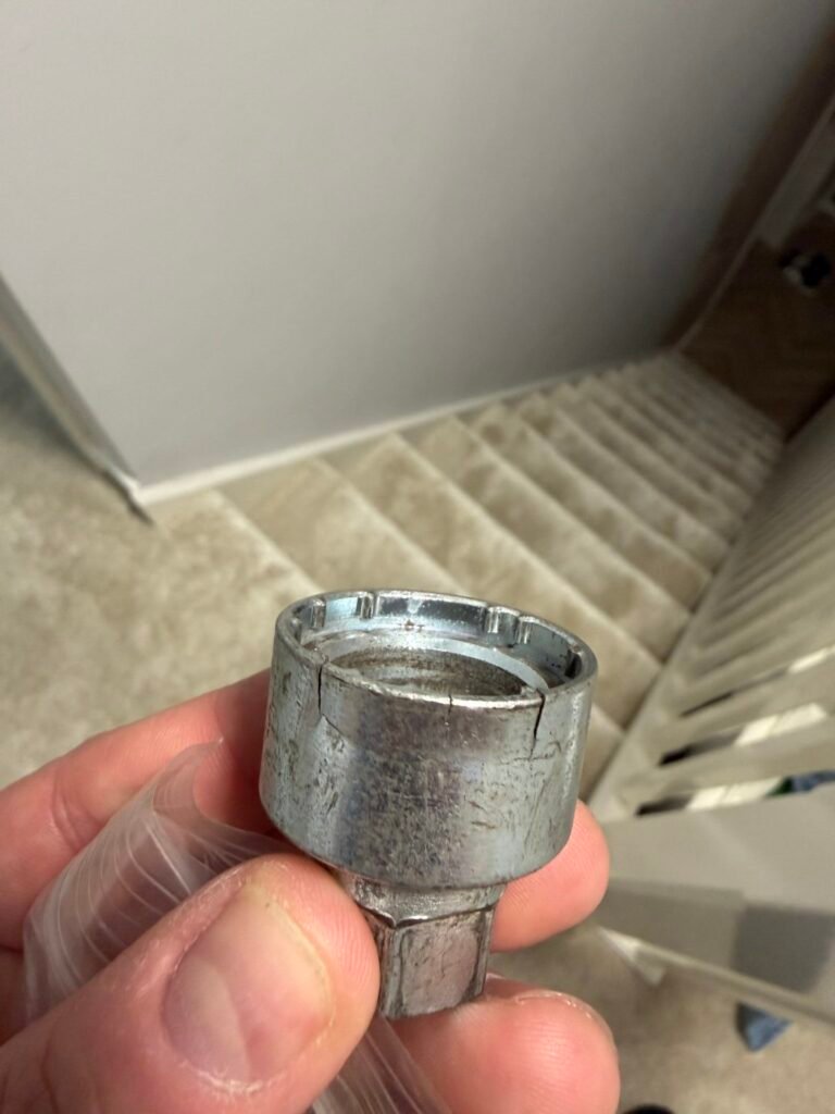 Ford Elite wheel locking nut key replacement