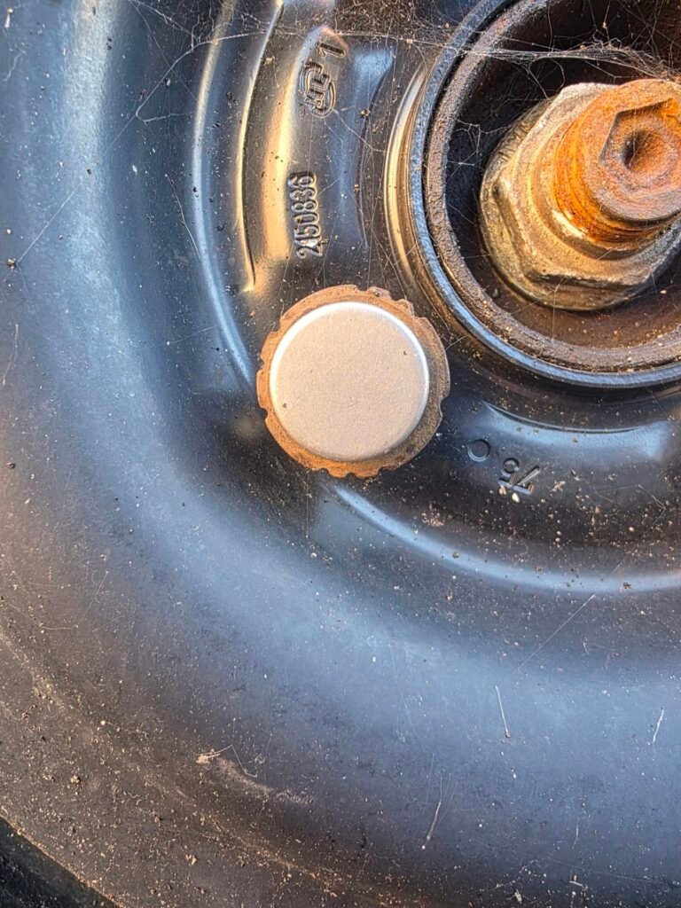 Ford Fiesta. wheel locking nut key replacement
