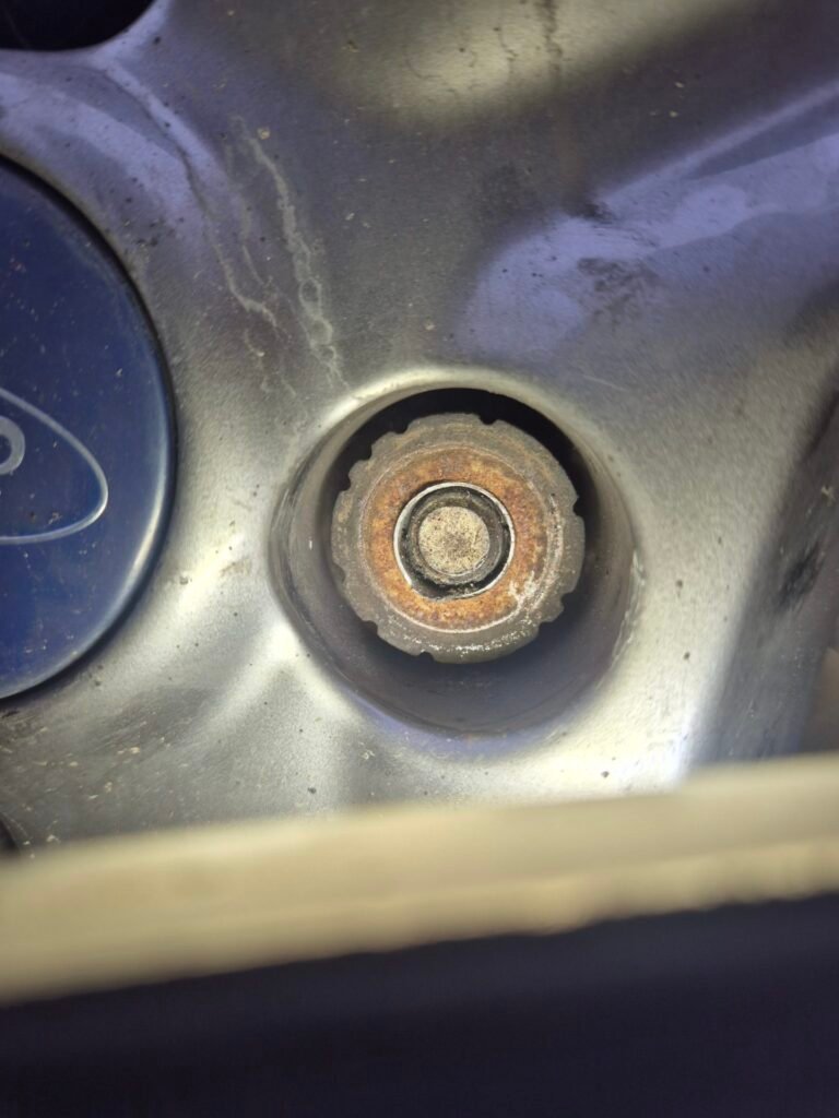 Ford Fiesta st180 wheel locking nut key replacement