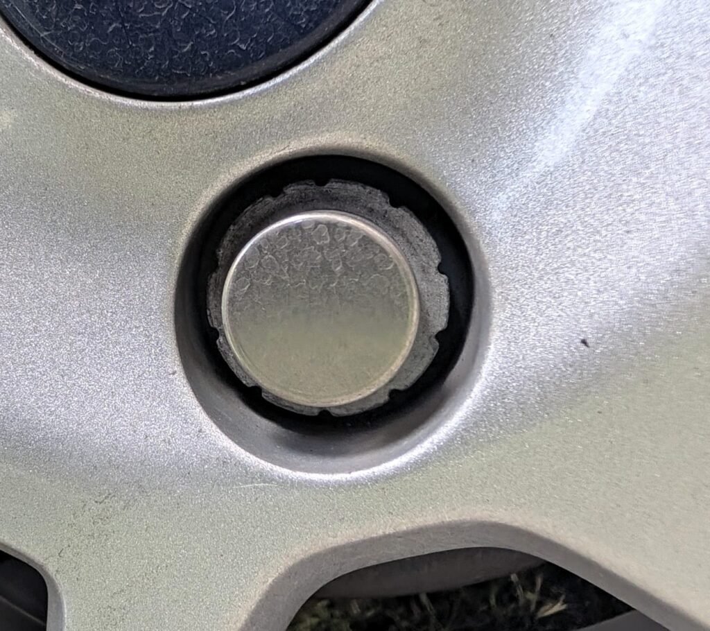 Ford Fiesta Zetec Auto - GX63 YNH wheel locking nut key replacement