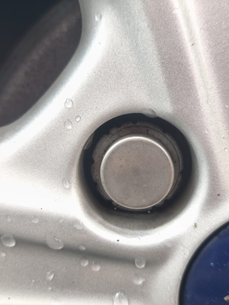 Ford FIESTA ZETEC wheel locking nut key replacement